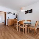 Casa Da Azenha Deluxe - Pool & Silveira (Lisbon)
